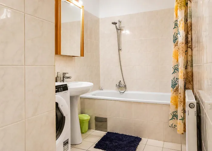 Wanderlust 2br In The Heart Of It Apartment *